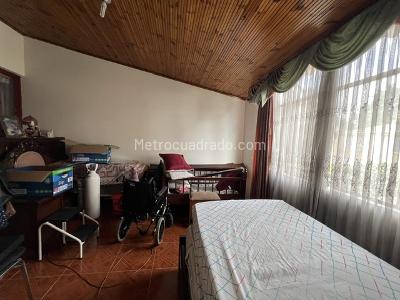 Casa de 5 alcobas en venta en Salitre, Bogotá, 350 m² · foto 17 de 20