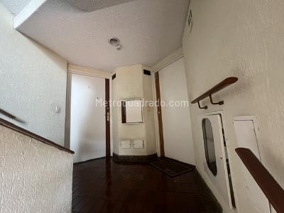 Apartamento de 3 alcobas en venta en Iberia, Bogotá, 82 m² · foto 4 de 17