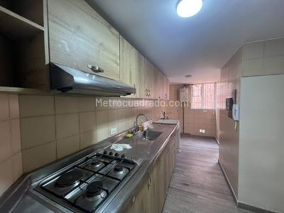 Apartamento de 3 alcobas en venta en Iberia, Bogotá, 82 m² · foto 8 de 17