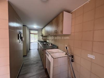 Apartamento de 3 alcobas en venta en Iberia, Bogotá, 82 m² · foto 9 de 17
