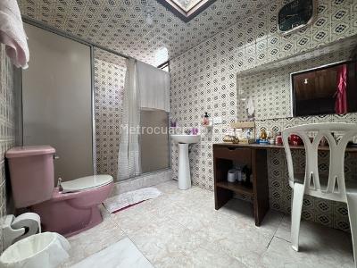 Casa en venta en Pontevedra, Bogotá · foto 11 de 20