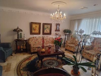Apartamento de 4 alcobas en venta en Cabecera Del Llano, Bucaramanga, 217 m² · foto 2 de 20
