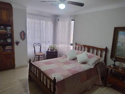 Apartamento de 4 alcobas en venta en Cabecera Del Llano, Bucaramanga, 217 m² · foto 18 de 20
