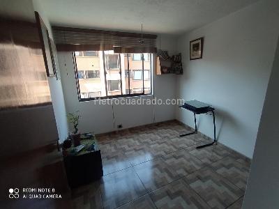 Apartamento en venta en Quinta Paredes, Bogotá · foto 13 de 19
