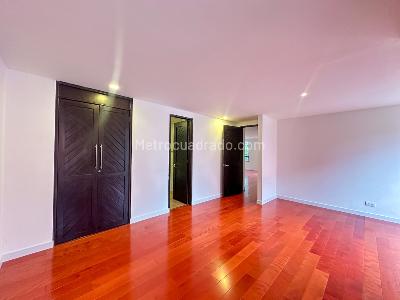Apartamento en venta en Santa Barbara Central, Bogotá · foto 12 de 15