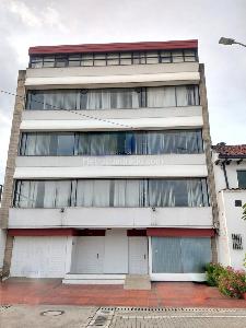 Edificio de Apartamentos en Arriendo, Acevedo Tejada, Bogotá D.C.