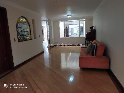 Casa en venta en La Esmeralda, Bogotá · foto 6 de 19