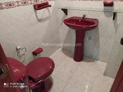 Casa en venta en La Esmeralda, Bogotá · foto 8 de 19