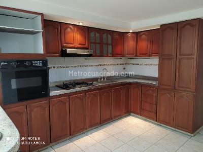 Casa en venta en La Esmeralda, Bogotá · foto 9 de 19
