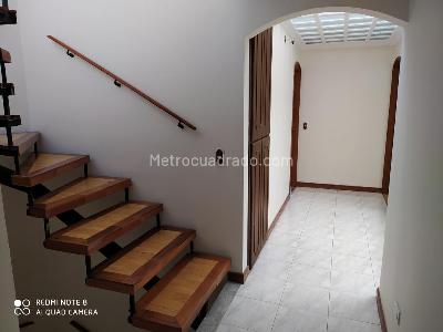 Casa en venta en La Esmeralda, Bogotá · foto 13 de 19