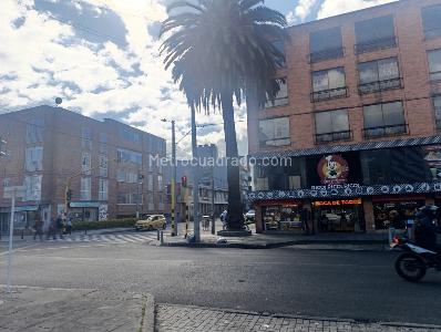 Casa de 5 alcobas en venta en Galerias, Bogotá, 857 m² · foto 3 de 14