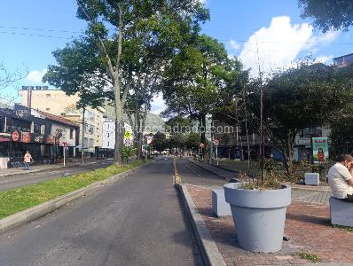Casa de 5 alcobas en venta en Galerias, Bogotá, 857 m² · foto 12 de 14