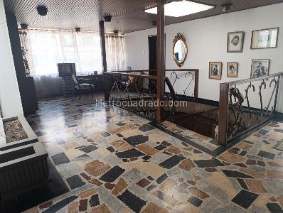 Casa de 5 alcobas en venta en Galerias, Bogotá, 553 m² · foto 14 de 17