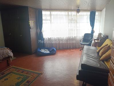 Casa de 5 alcobas en venta en Galerias, Bogotá, 553 m² · foto 16 de 17