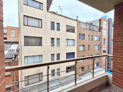 Apartamento de 2 alcobas en arriendo en Chapinero Alto, Bogotá, 64 m² · foto 3 de 15
