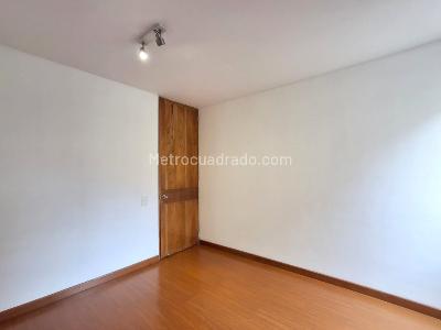 Apartamento de 2 alcobas en arriendo en Chapinero Alto, Bogotá, 64 m² · foto 9 de 15