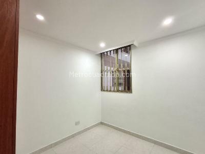 Apartamento en arriendo en Castilla, Bogotá · foto 5 de 13