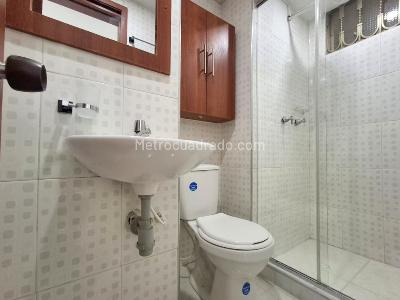 Apartamento en arriendo en Castilla, Bogotá · foto 6 de 13