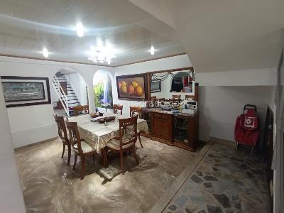 Casa de 5 alcobas en venta en Los Alcazares, Bogotá, 368 m² · foto 4 de 20