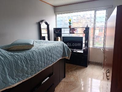 Casa de 5 alcobas en venta en Los Alcazares, Bogotá, 368 m² · foto 19 de 20