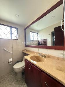 Casa en venta en Villa Magdala, Bogotá · foto 6 de 18