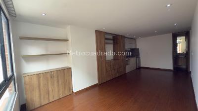 Apartamento en venta en Santa Barbara, Bogotá · foto 3 de 9