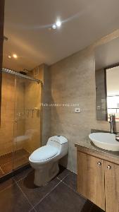 Apartamento en venta en Santa Barbara, Bogotá · foto 5 de 9