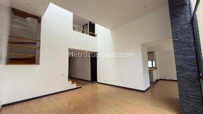 Casa de 3 alcobas en venta en Conjunto Torremolinos, Bogotá, 191 m² · foto 8 de 20