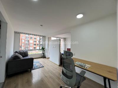 Apartaestudio en venta en Gran Granada, Bogotá, 32 m² · foto 2 de 12
