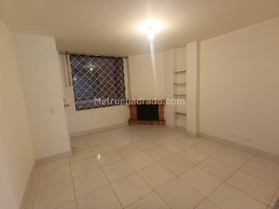 Apartamento en venta en Galerias, Bogotá · foto 4 de 13