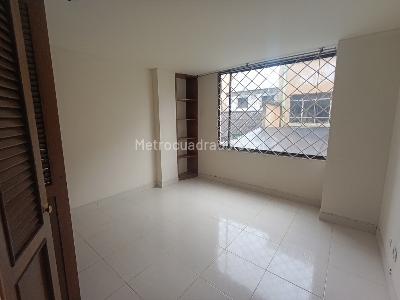 Apartamento en venta en Galerias, Bogotá · foto 8 de 13
