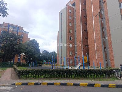 Apartamento de 4 alcobas en venta en Rafael Nuñez, Bogotá, 88 m² · foto 2 de 18
