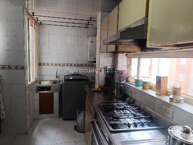 Apartamento de 4 alcobas en venta en Rafael Nuñez, Bogotá, 88 m² · foto 9 de 18
