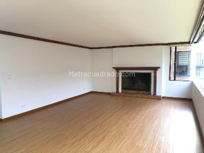 Apartamento en arriendo en Unicentro, Bogotá · foto 3 de 18