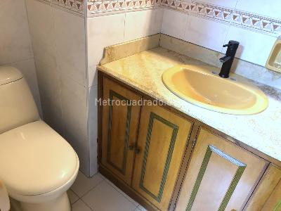 Apartamento en arriendo en Unicentro, Bogotá · foto 7 de 18