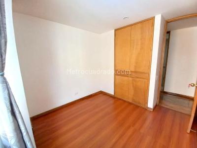 Apartamento de 2 alcobas en arriendo en Chapinero Alto, Bogotá, 68 m² · foto 11 de 16