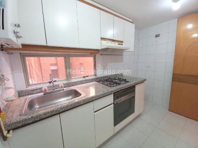 Apartamento de 2 alcobas en arriendo en Chapinero Alto, Bogotá, 68 m² · foto 7 de 16