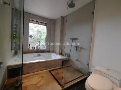 Apartamento de 4 alcobas en venta en Cerros De Niza, Bogotá, 316 m² · foto 13 de 19
