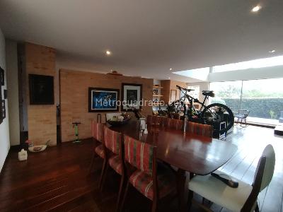 Apartamento de 4 alcobas en venta en Cerros De Niza, Bogotá, 316 m² · foto 3 de 19