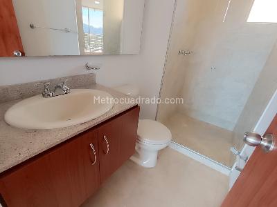 Apartamento en arriendo en Villas De Aranjuez, Bogotá · foto 10 de 15