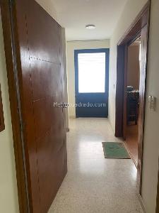 Casa de 5 alcobas en arriendo en Tunjuelito, Bogotá, 429 m² · foto 2 de 19