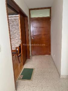 Casa de 5 alcobas en arriendo en Tunjuelito, Bogotá, 429 m² · foto 3 de 19