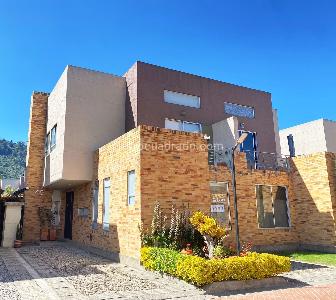 House for rent in Vereda Fonqueta, Chía