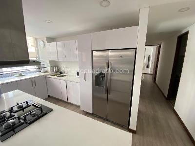 Apartamento en venta en Bella Suiza, Bogotá · foto 10 de 20
