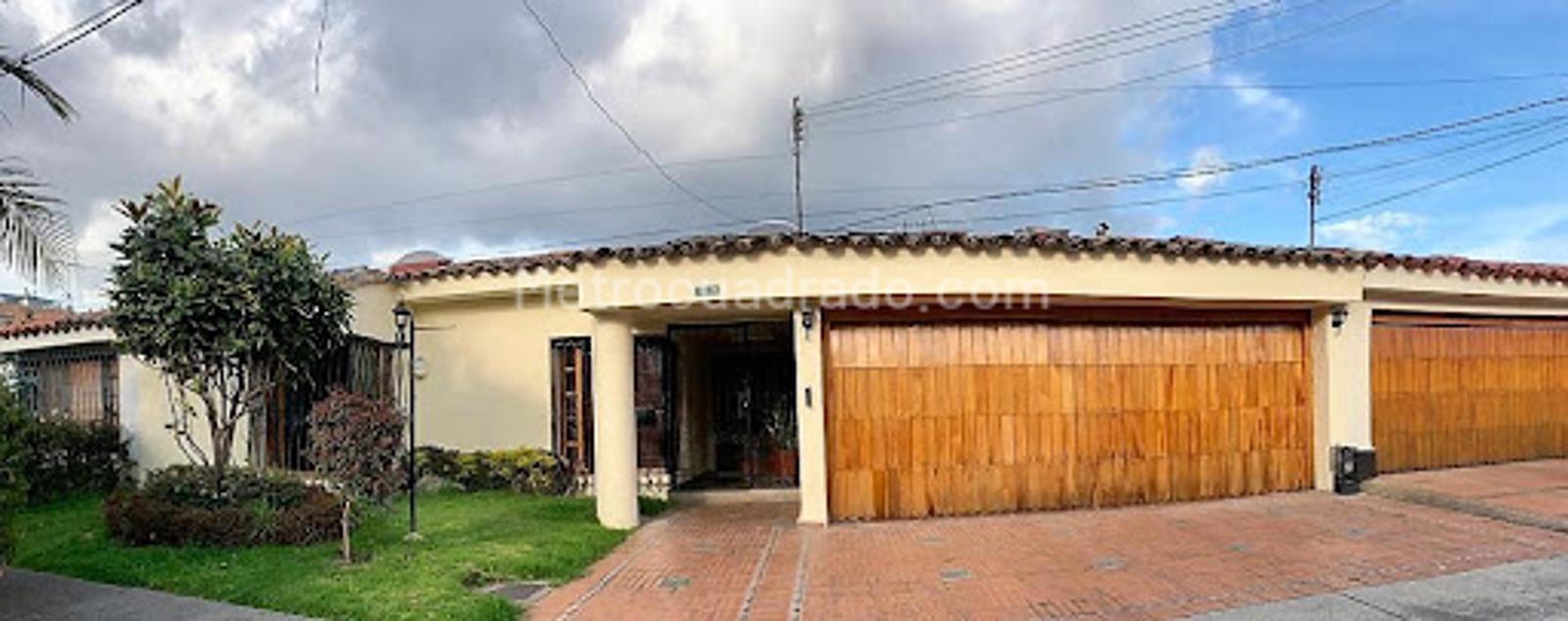 Venta De Casa En Malibu La Alhambra - Bogotá D.C. - 295-M4438487