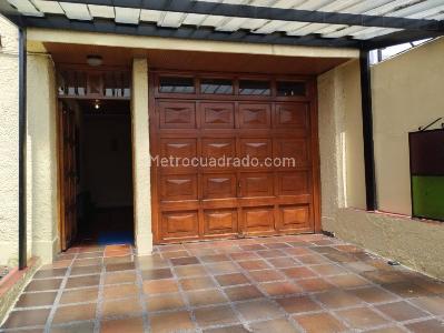 Casa de 5 alcobas en venta en Las Villas, Bogotá, 261 m² · foto 3 de 20
