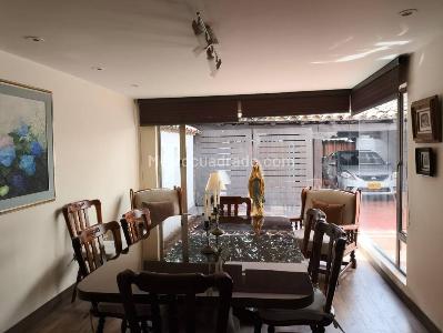 Casa de 3 alcobas en venta en Santa Barbara, Bogotá, 198 m² · foto 5 de 20