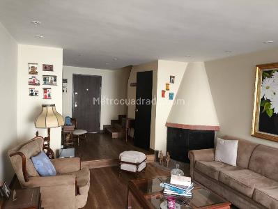 Casa de 3 alcobas en venta en Santa Barbara, Bogotá, 198 m² · foto 6 de 20