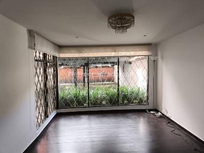 Casa en venta en Santa Barbara, Bogotá · foto 9 de 20