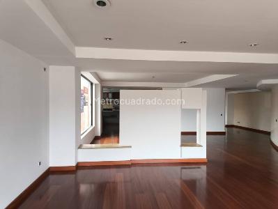 Apartamento de 5 alcobas en venta en Santa Barbara, Bogotá, 352 m² · foto 4 de 20